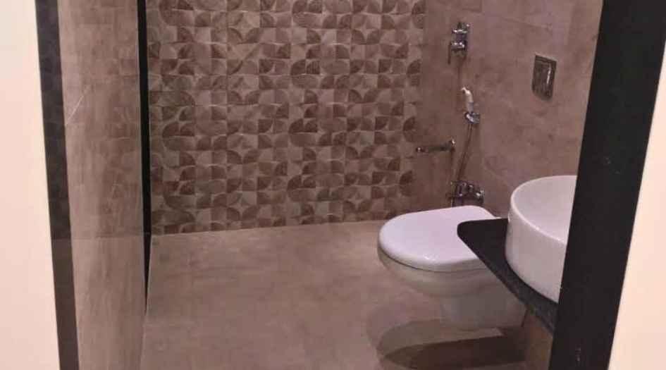 Mahavir-Square-Gallery-Common-Washroom