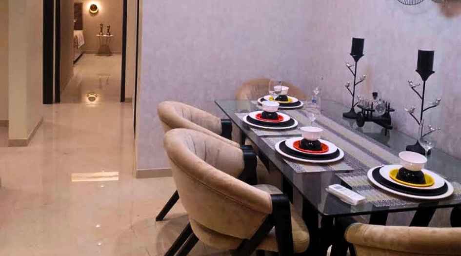 Mahavir-Square-Gallery-Dining-Area